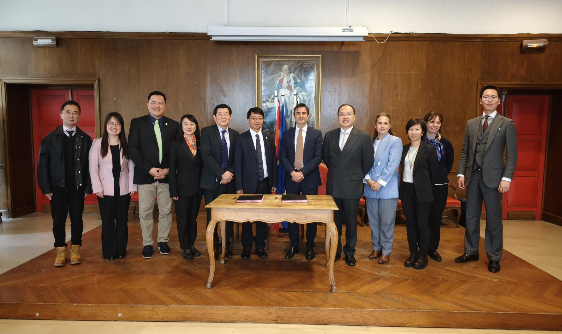Accueil Zhejiang Salle des Actes FDSP