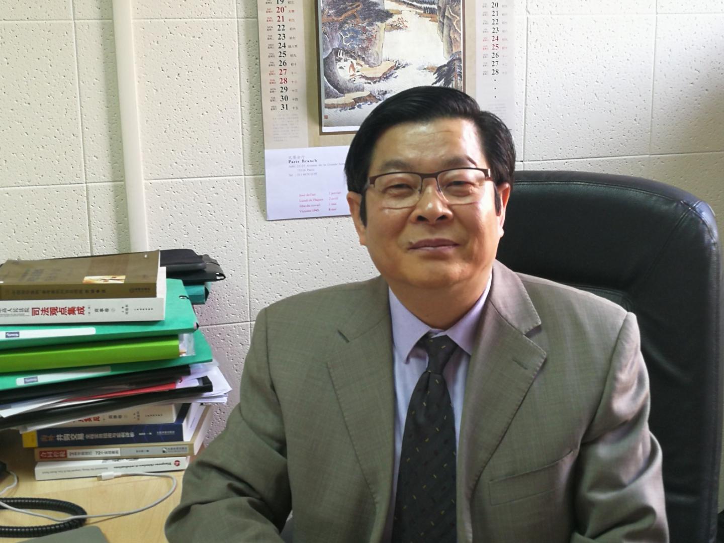Monsieur Banggui JIN, Directeur de l'Institut de Recherches Europe-Asie